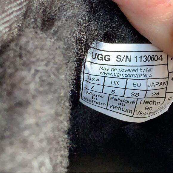 UGG Neumel Heritage Platform Suede Sherpa Tie Mini Ankle Bootie Boots Black Red - Picture 6 of 9